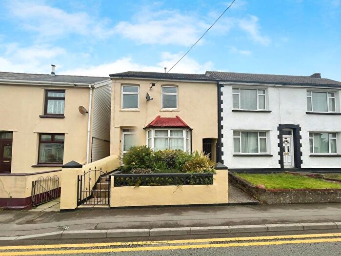3 Bedroom Semi-Detached House For Sale In Surgery Road, Blaina, Abertillery, NP13