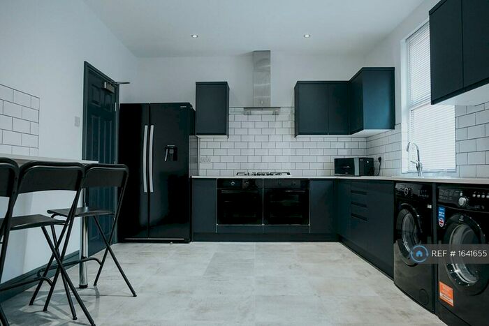 5 Bedroom Terraced House To Rent In Boswell Street, Liverpool, L8