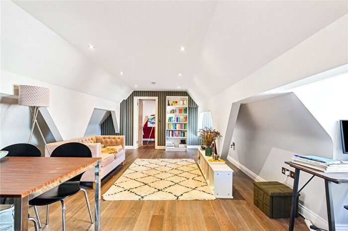 2 Bedroom Flat To Rent In The Old Fire Station, Shepherds Bush Road, London, W6