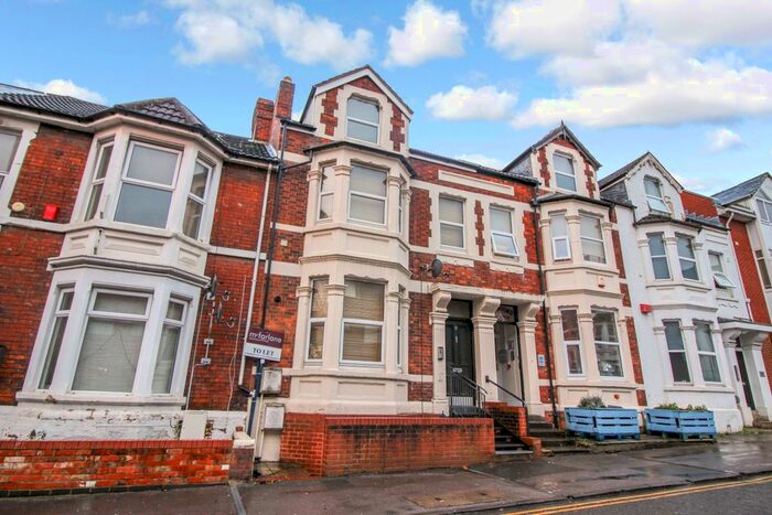 Studio To Rent In Milton Road, Town Centre, Swindon, SN1