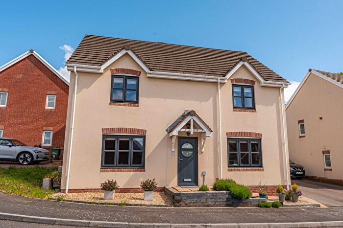 4 Bedroom Detached House For Sale In High Trees, Risca, NP11