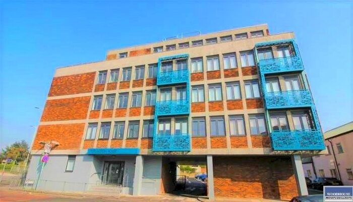 2 Bedroom Flat To Rent In Swanfield Road, Waltham Cross, EN8