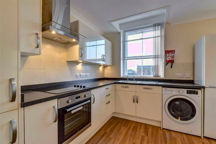 1 Bedroom Flat To Rent In Whitefriargate, Hull, HU1