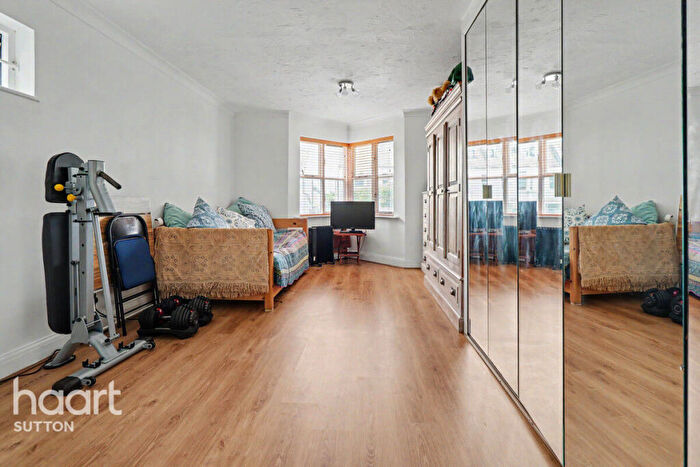 Studio For Sale In Cedar Road, Sutton, SM2