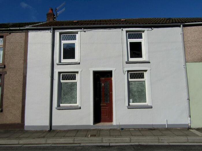 2 Bedroom Terraced House To Rent In Fforchaman Road, Cwmaman Aberdare, CF44