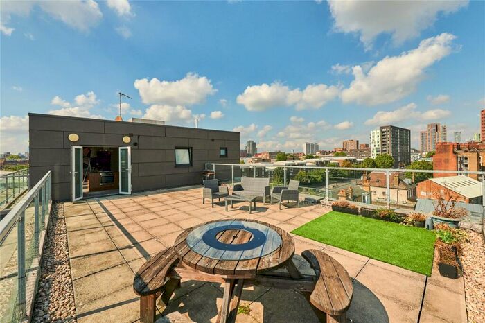 1 Bedroom Flat To Rent In Katharine Court, Wellspring Close, E14