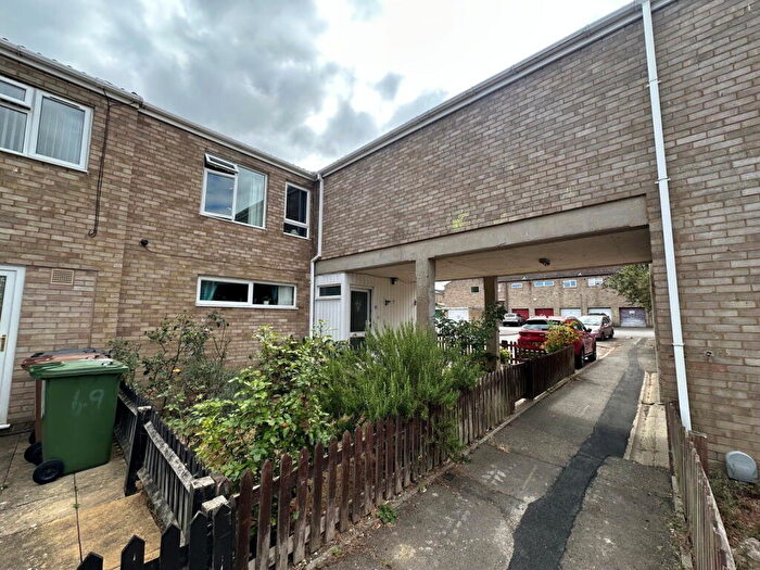 4 Bedroom Terraced House For Sale In Highbrook, Corby, Northamptonshire, NN18