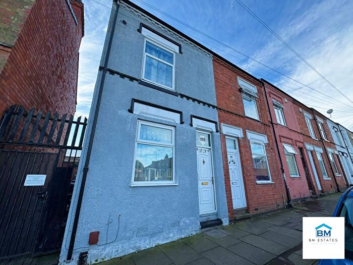 3 Bedroom End Terrace House To Rent In Beatrice Road, Leicester, LE3