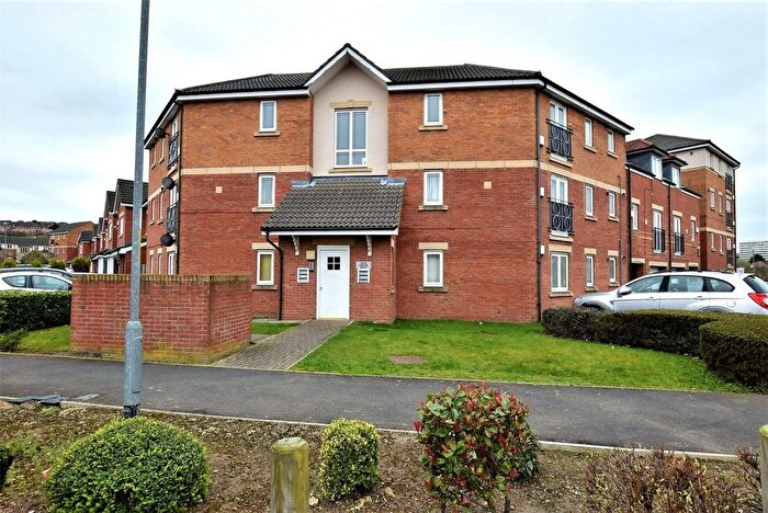 2 Bedroom Flat For Sale In Foster Drive, Gateshead, NE8