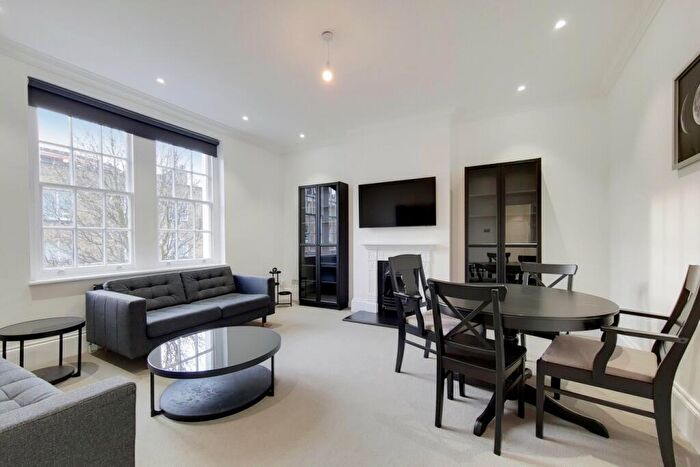 2 Bedroom Apartment To Rent In Dorset Square, Marylebone, London, NW1