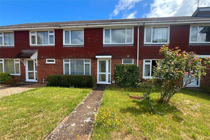 3 Bedroom Terraced House For Sale In Roman Way, Farnham, Surrey, GU9