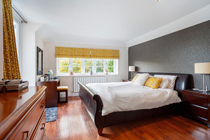 4 Bedroom Detached House For Sale In Balcombe Road, Haywards Heath, RH16