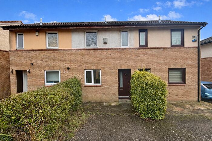 2 Bedroom Terraced House For Sale In Wimbledon Place, Bradwell Common, MK13