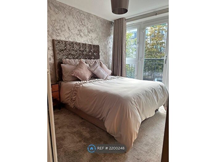 3 Bedroom Flat To Rent In Waterfront Gait, Edinburgh, EH5