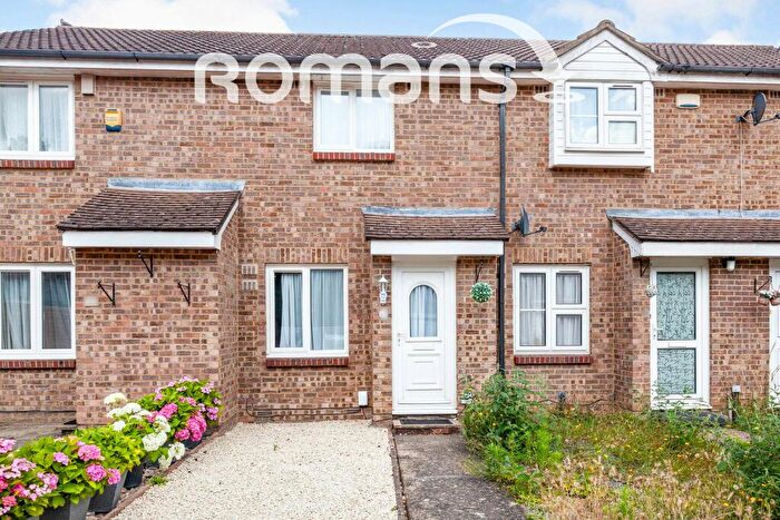 2 Bedroom Terraced House To Rent In Frogmore Close, Cippenham, SL1