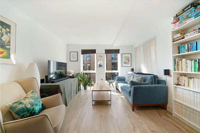 1 Bedroom Flat For Sale In Kempton Mews, East Ham, London, E6