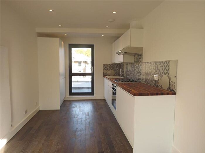 1 Bedroom Apartment To Rent In Dulwich Road, Herne Hill, London, SE24