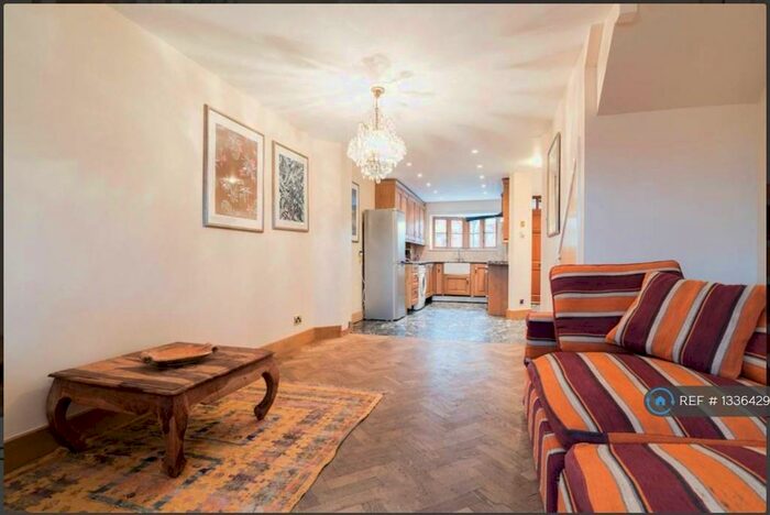 2 Bedroom Terraced House To Rent In Meadow Close, London, E9