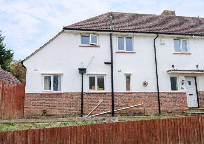 5 Bedroom Semi Detached House For Sale In Halland Road, Brighton, BN2