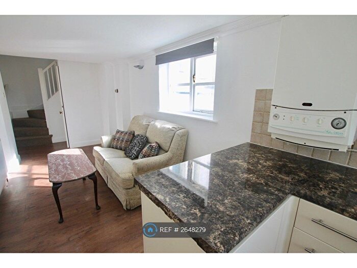 1 Bedroom Flat To Rent In Markwick Terrace, St. Leonards-On-Sea, TN38