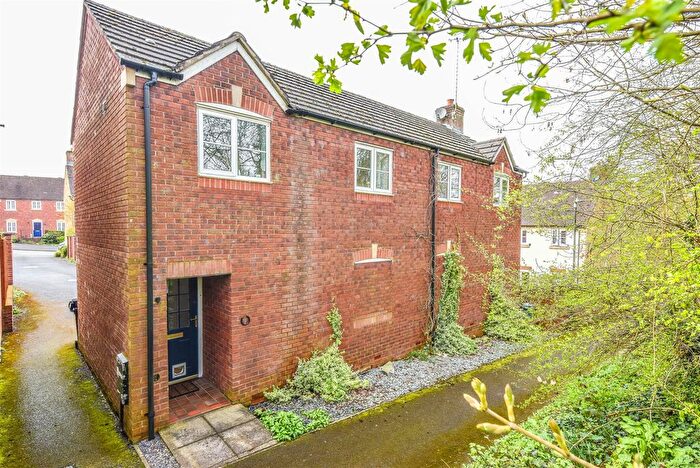 2 Bedroom Detached House For Sale In Downham Walk, Dursley, GL11