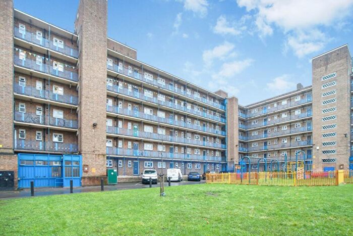 2 Bedroom Apartment For Sale In Woolridge Way, London, E9
