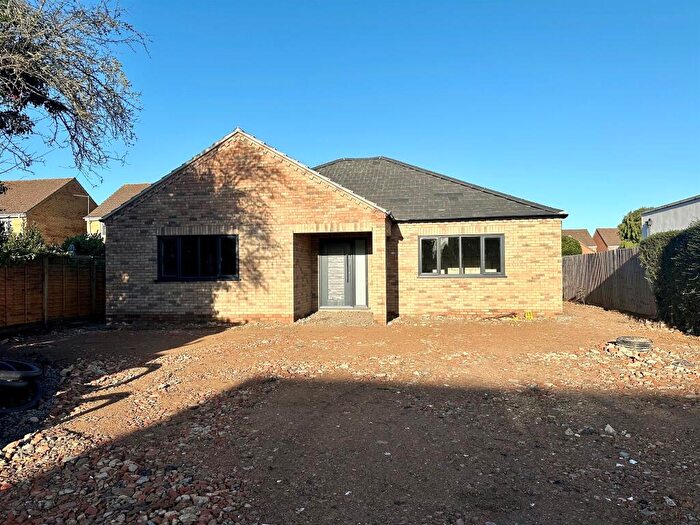 4 Bedroom Detached Bungalow For Sale In Elm Road, March, PE15