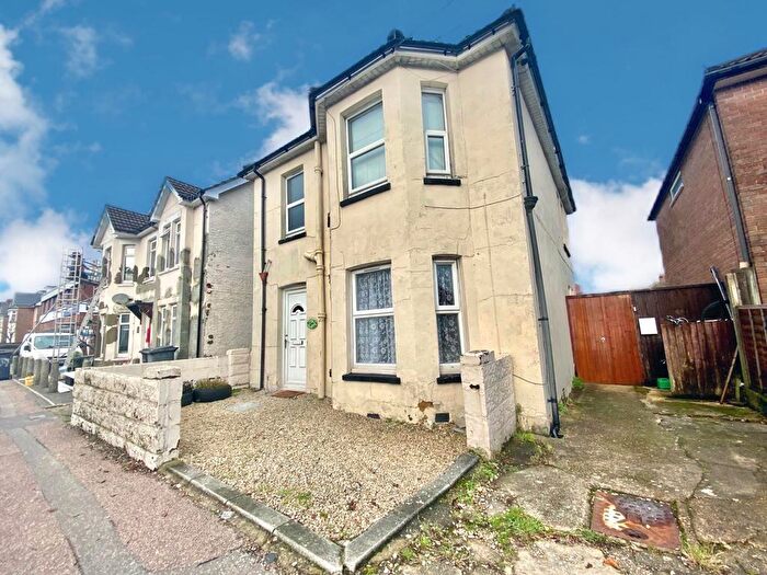 1 Bedroom Flat To Rent In Alma Road, Bournemouth, BH9