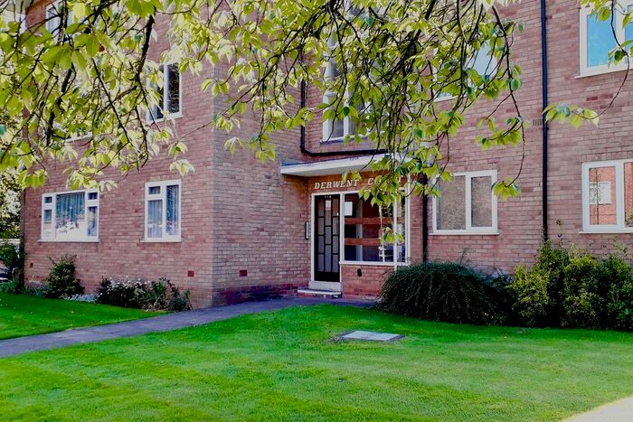 2 Bedroom Flat To Rent In Derwent Court, Garrard Gardens, Sutton Coldfield, B73