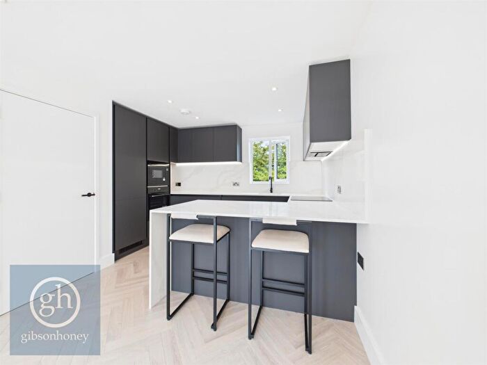 1 Bedroom Flat To Rent In Carmichael Close, Ruislip, Middlesex, HA4