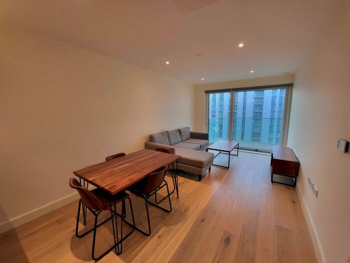 2 Bedroom Flat To Rent In Woolwich &# Bed Flat, SE18