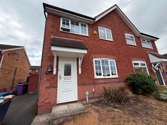 3 Bedroom Semi-Detached House To Rent In Bonchurch Drive, Liverpool, L15