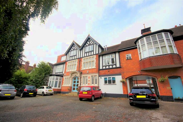 2 Bedroom Apartment To Rent In Russell Road, Moseley, Birmingham, B13