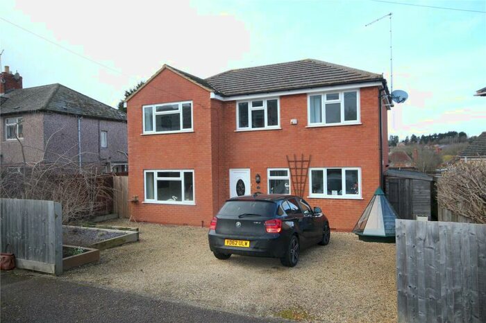 3 Bedroom House To Rent In Queens Park, Weedon, Northamptonshire, NN7