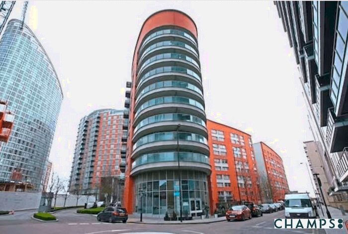 3 Bedroom Flat To Rent In Blackwall Way, London, E14