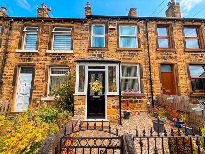 2 Bedroom Terraced House For Sale In Senior Street, Huddersfield, HD5