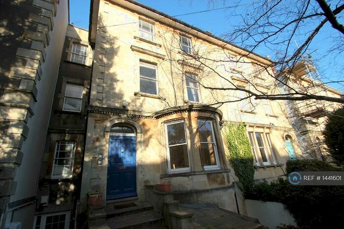 1 Bedroom Flat To Rent In Fremantle Road, Bristol, BS6
