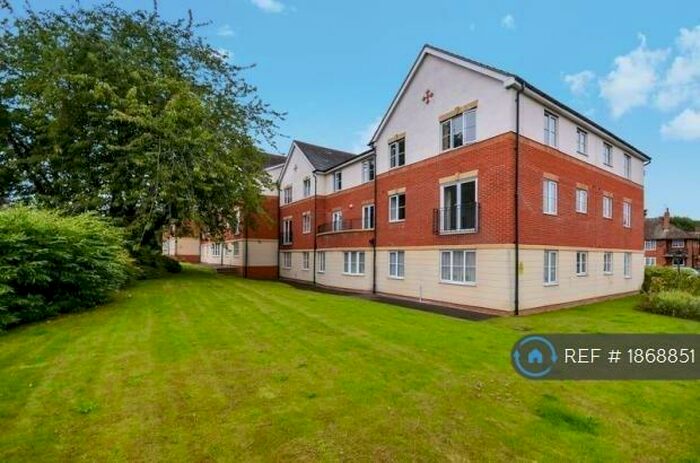 2 Bedroom Flat To Rent In Barwick Road, Leeds, LS15