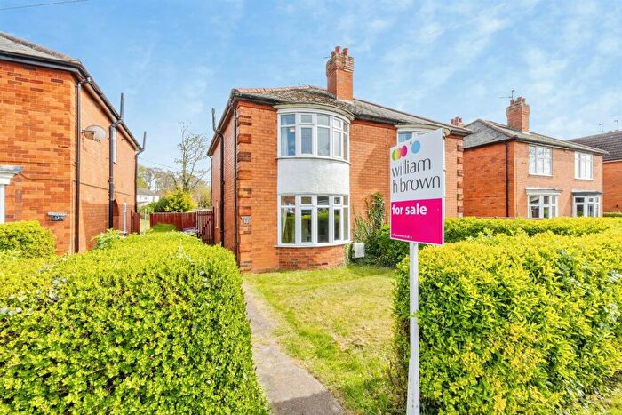 3 Bedroom Semi Detached House For Sale In Grantham Road, Bracebridge Heath, Lincoln, LN4
