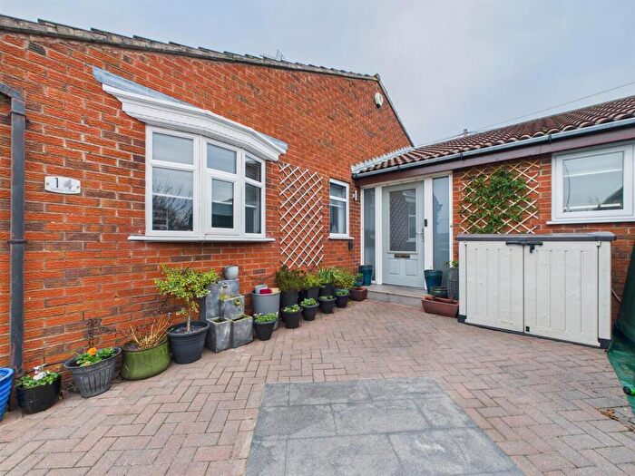 2 Bedroom Detached Bungalow For Sale In Harrow Close, Wallasey, CH44