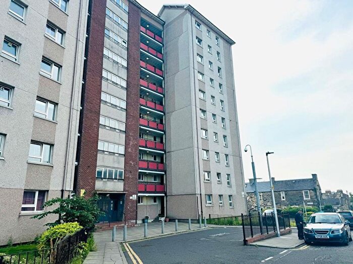 2 Bedroom Flat To Rent In Inchkeith Court, Spey Terrace, Edinburgh, EH7