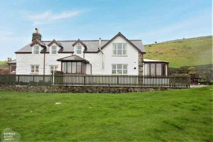 8 Bedroom Detached House For Sale In Rhoslefain, Tywyn, LL36