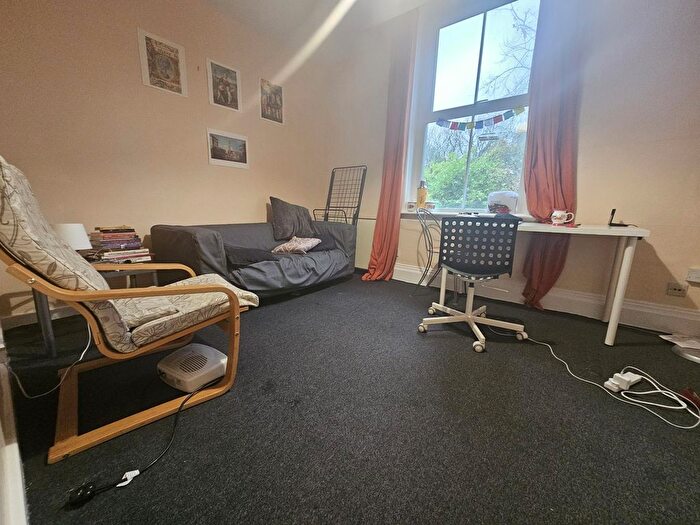 1 Bedroom Flat To Rent In Moorhouse -Moorland Road, Leeds, LS6