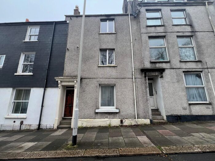1 Bedroom Flat To Rent In Albert Road, Plymouth, PL2