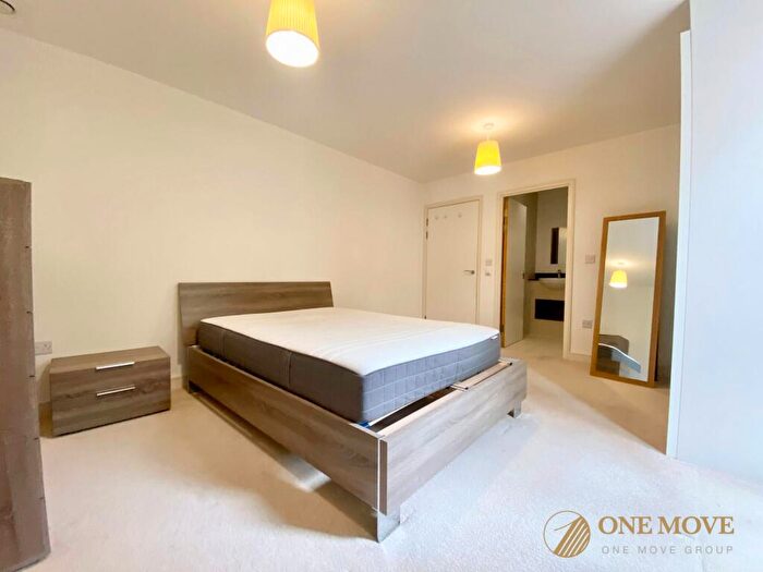 2 Bedroom Apartment To Rent In Pell Street, Norlem Court Pell Street, SE8