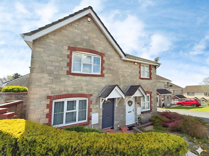 3 Bedroom Semi-Detached House For Sale In Ffordd Dewi, Llangyfelach, Swansea, SA6