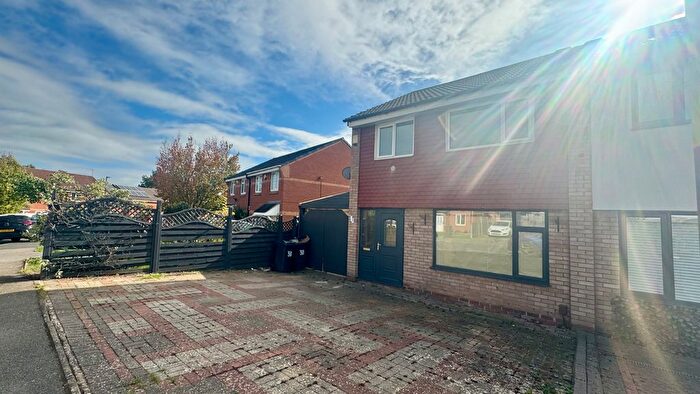 3 Bedroom Property To Rent In Dovebridge Close, Sutton Coldfield, B76