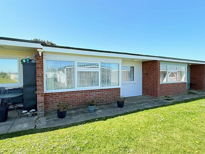 2 Bedroom Chalet For Sale In Newport Road, Hemsby, NR29