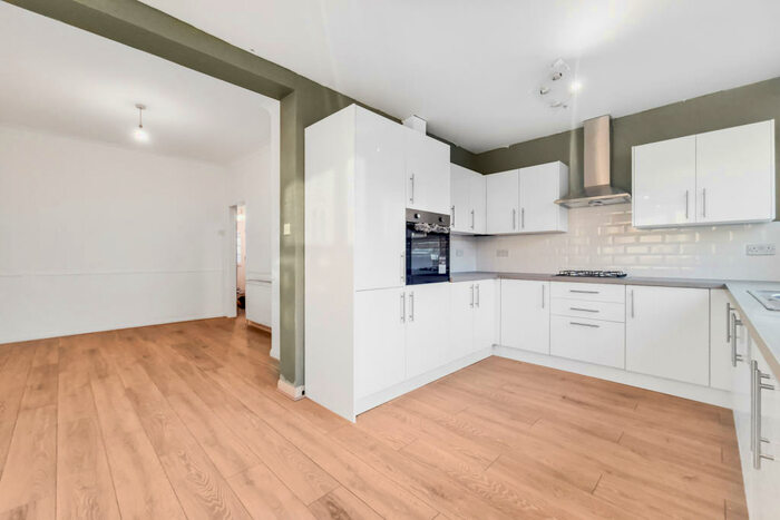 3 Bedroom House To Rent In Bond Road, Surbiton, KT6