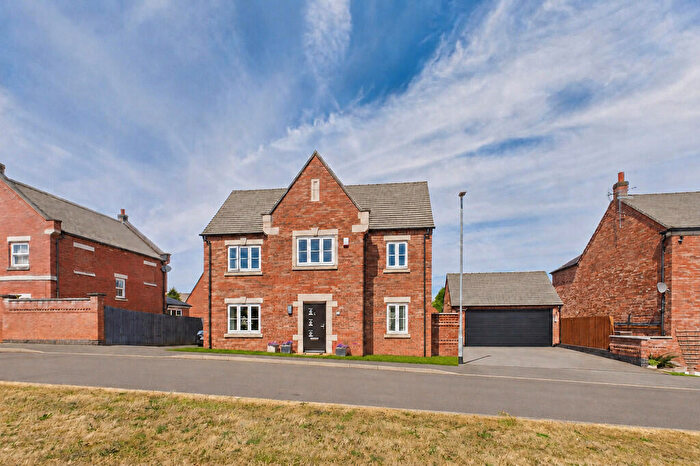 4 Bedroom Detached House For Sale In Honeysuckle Avenue, Tutbury, DE13